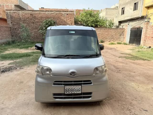 Daihatsu Tanto 2016