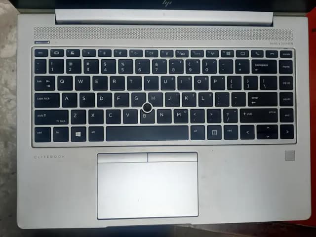 HP elitebook 840 G5