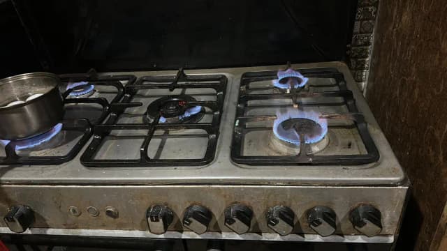 Cooking range