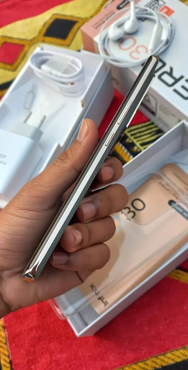 Infinix Zero 30 16GB 256GB