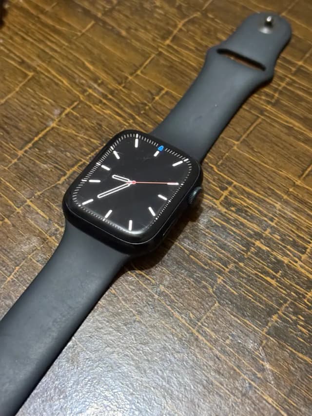 Apple watch series 9 (45mm)