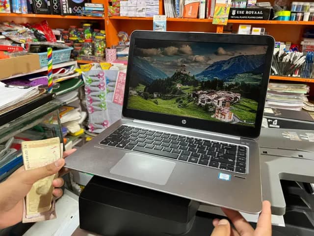 HP Elite book Folio 1040 G3