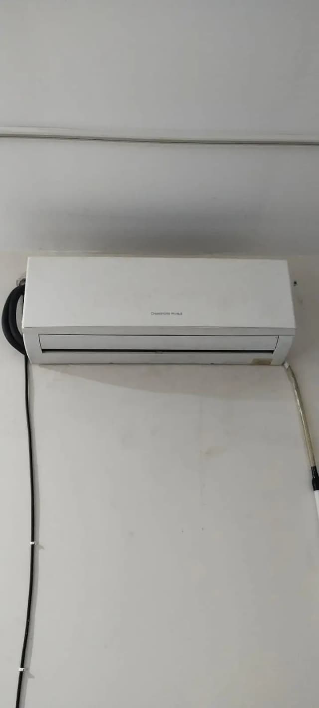 Changhong Ruba Split Ac 1Ton