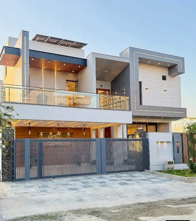 1 Kanal Brand And Luxury House For Sale In Bahria Town Lahore