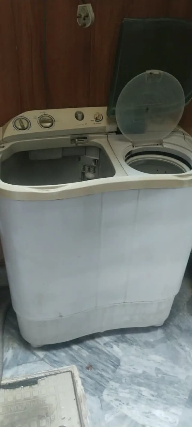 Hair Washing Machine + Dryer 10/10