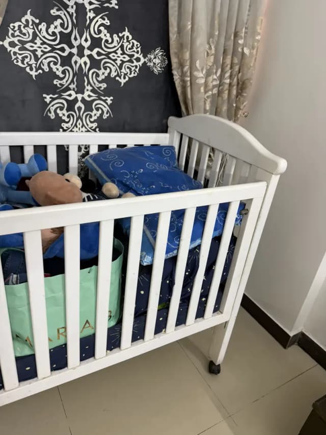 Cot in new condition