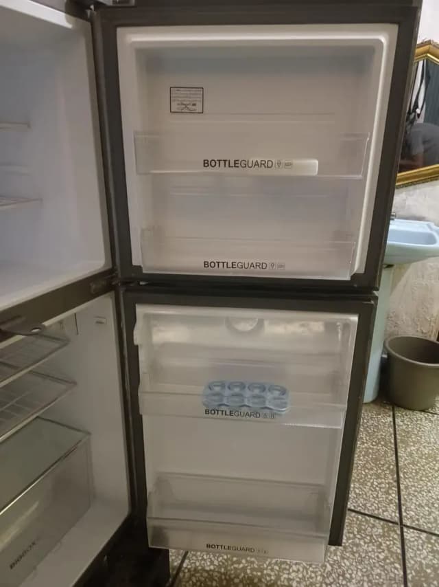 Haier HRF 246 EBS EBD 9CFT refrigerator
