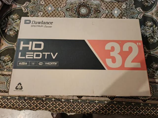 BRAND NEW DAWLANCE 32 INCHES
