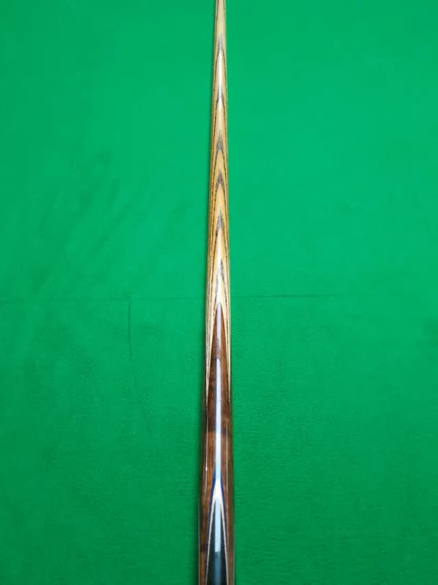 MKR ULTIMATE LIMITED EDITION 40 SPLICES CUE AAA POWERFUL SHAFT