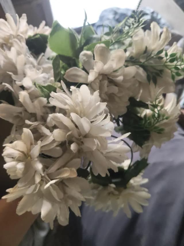white flower artificial