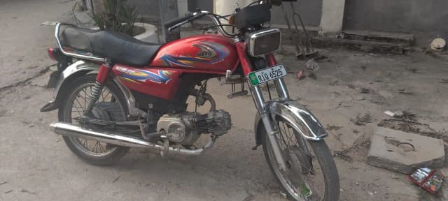 united 70 bike 2019 model urgent sale