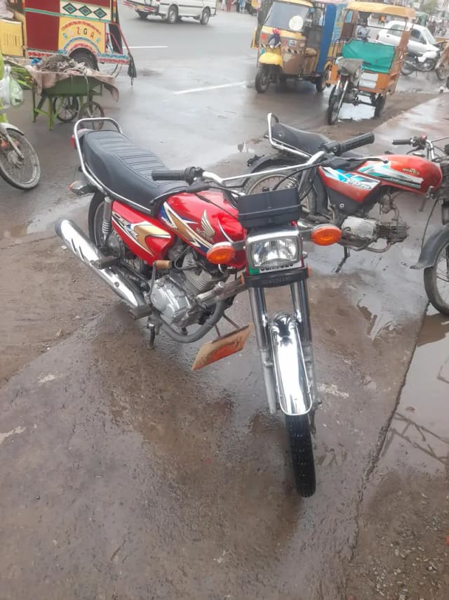 Honda 125 in jenion condtion 2020 model