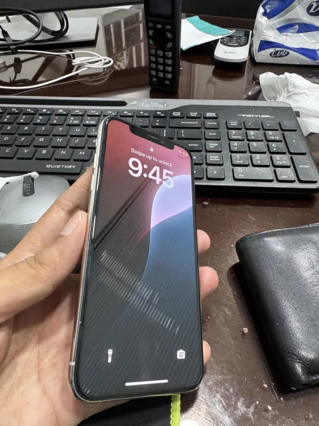 iPhone XS 64GB - Official PTA Approved