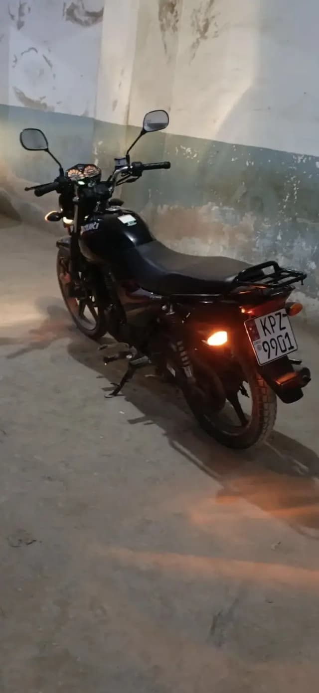 SUZUKI GR 150 2023 END MODEL ALL OK BIKE JUST BUY AND DRIVE