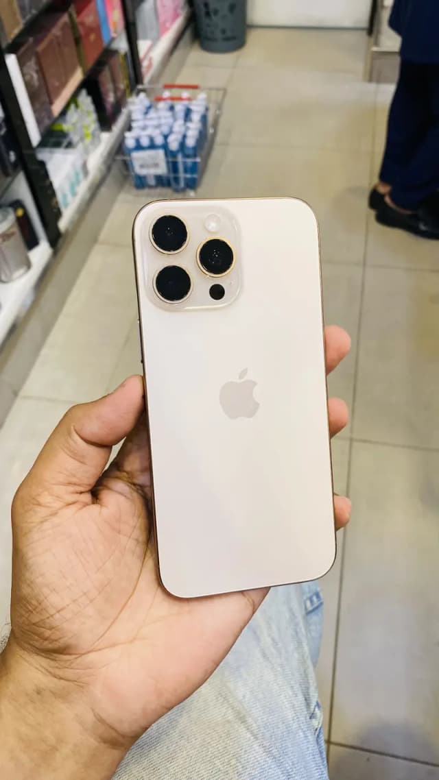 Apple iPhone 16 Pro Max