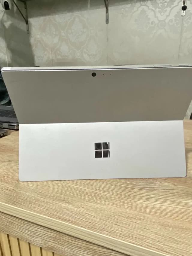 Microsoft Surface Pro 5 | Core i5 7th generation
