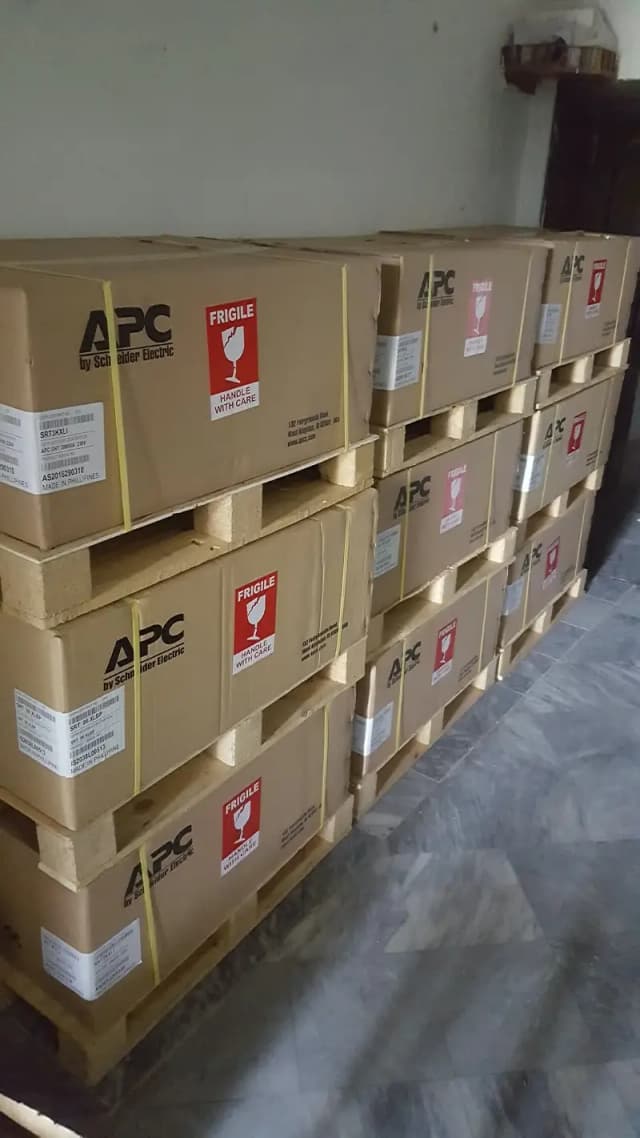 SRT 3KVA UPS | APC UPS | Pure sine Wave ups | Orignal APC UPS Box Pack