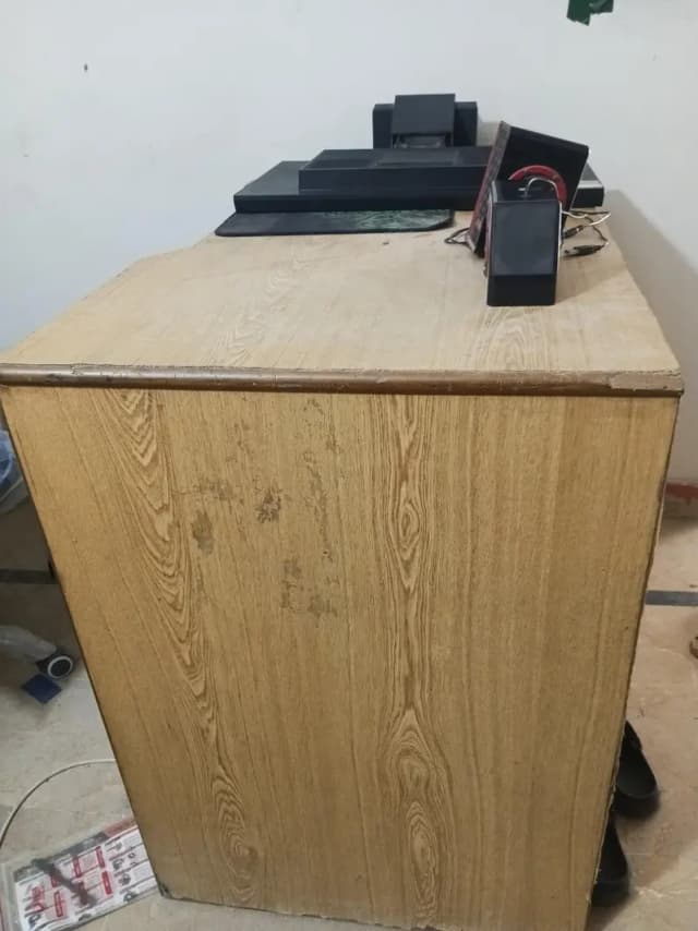 study/computer table for sale 5000Rs