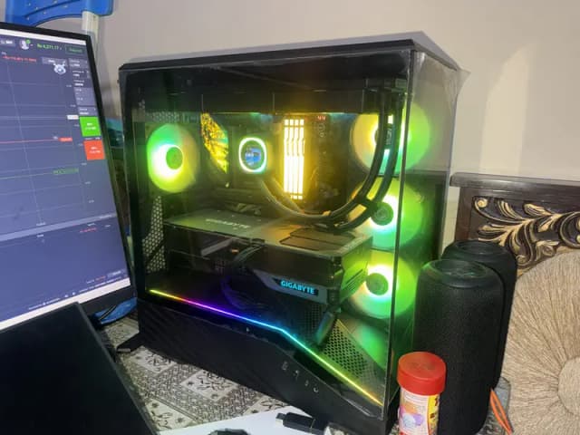 Core Ultra 9 285k WITH Rtx 4090