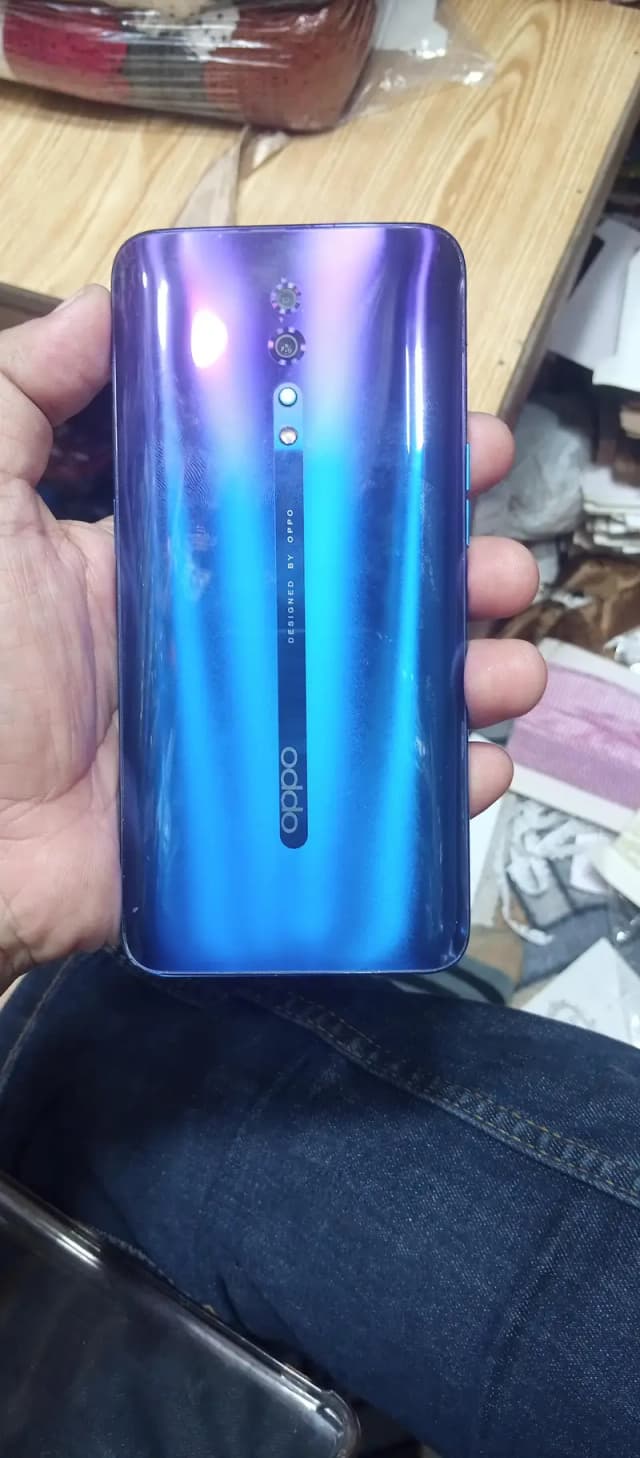 OPPO Reno5 Z