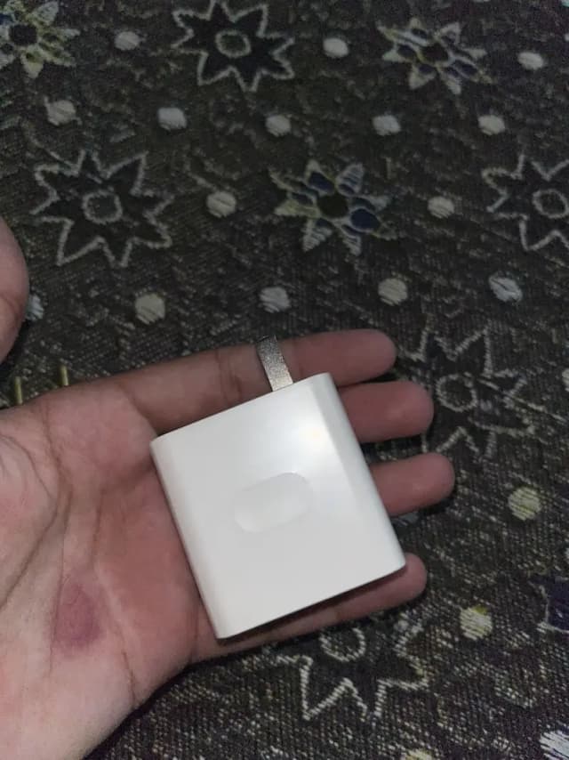 All okay oneplus ka original charger hai
