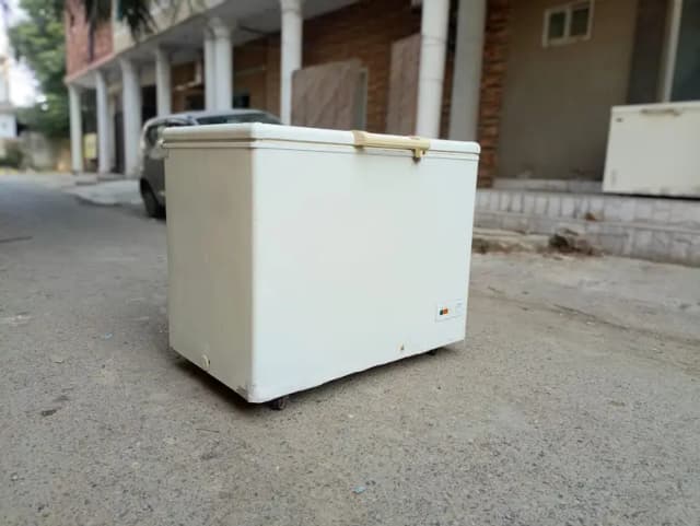 Haier Deep freezer singel door steel tub (0336/7070/370) fast cooling