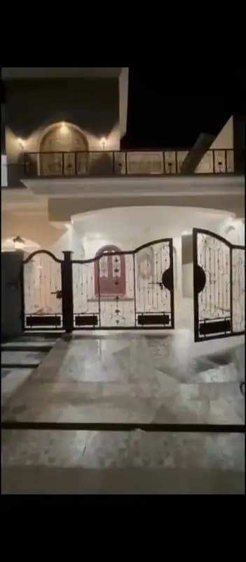 24 Marla Double Storey Semi Commercial Facing Park Near Main SandaRoad