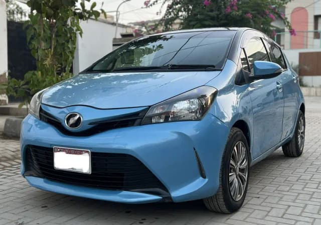 Toyota Vitz F Package