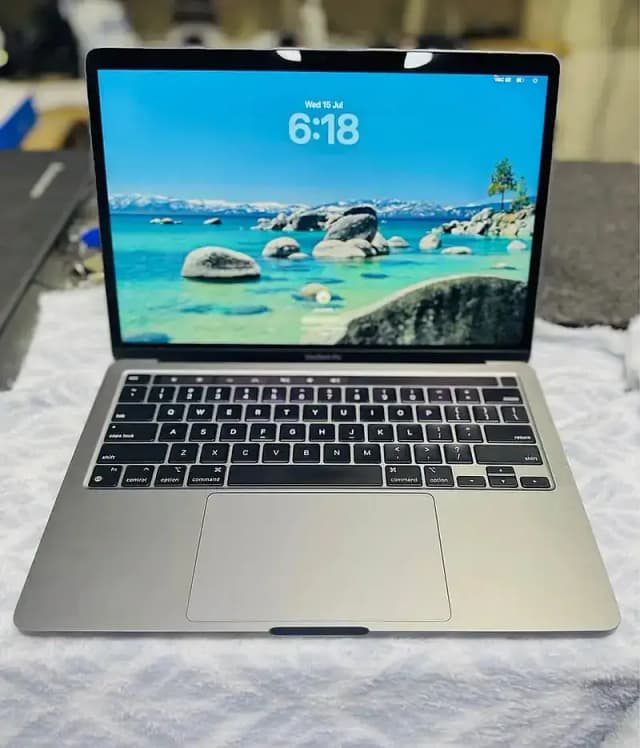 MacBook Pro 2020 13" | 16Gb Ram 1 Tb SSD