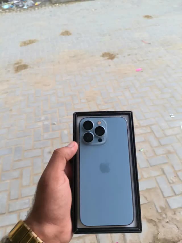 Apple iPhone 13 Pro