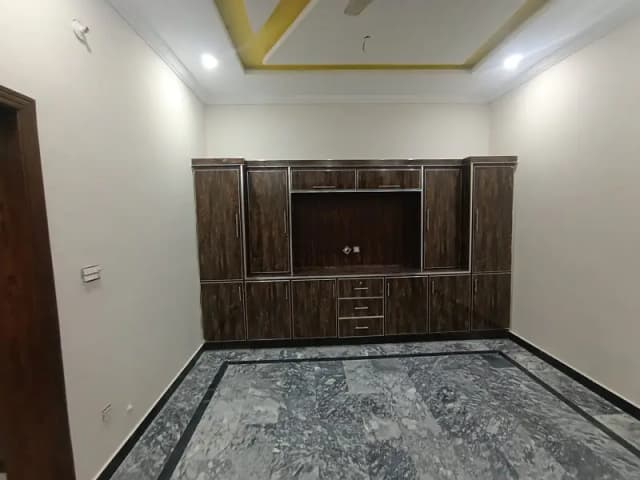 5 marla first floor available for rent in Ghauri town phase 4c2