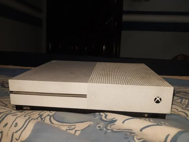 Xbox 1TB Games | Excellent Condition | Fully Working