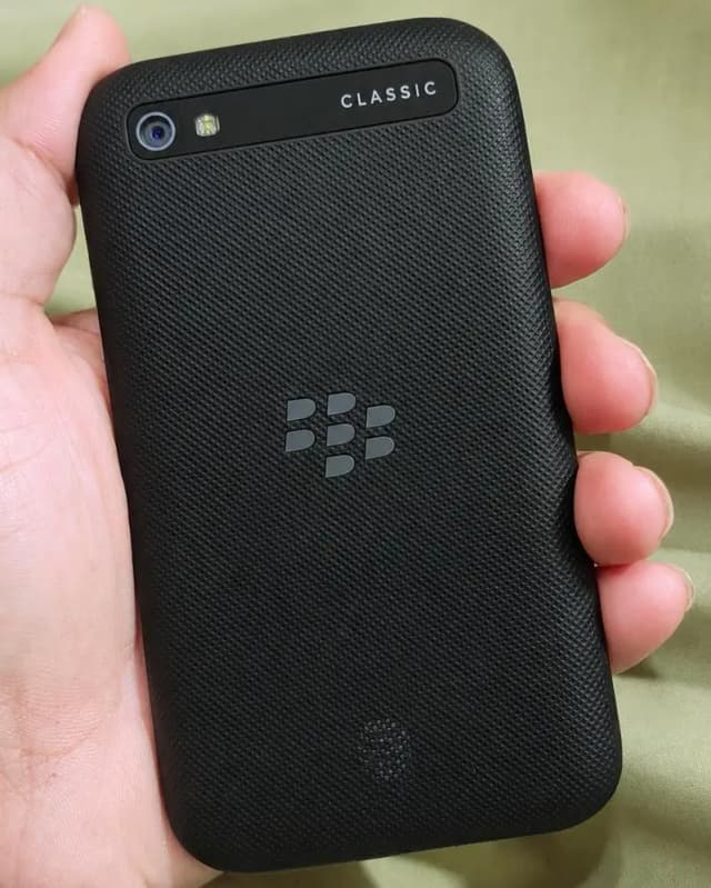 Blackberry Classic Touch & Type All Sim Working