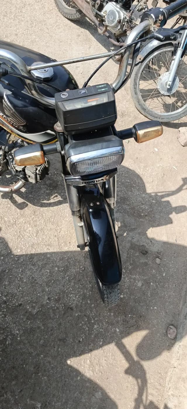 HONDA 2022