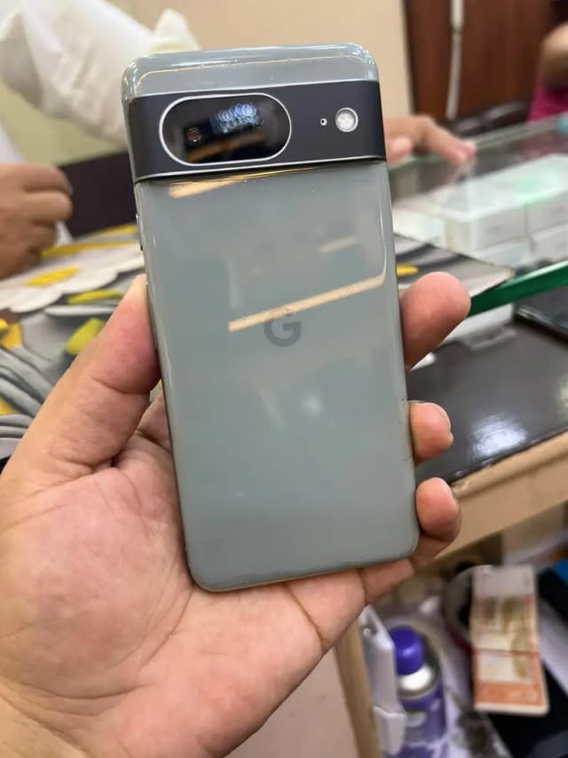 Google Pixel 8