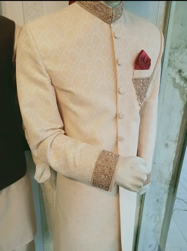 Luxury Off White Sherwani for Men Royal Digital Thread Embroidery