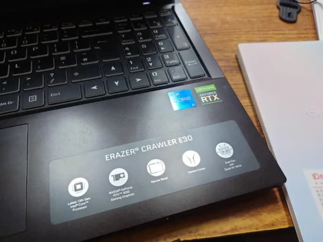 MEDION ERAZER Crawler E30 Gaming Laptop – Intel Core i5, RTX 3050