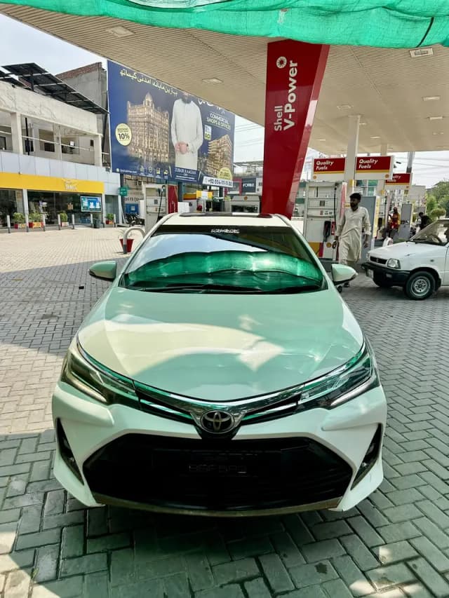Toyota Corolla Altis Grandi 2020