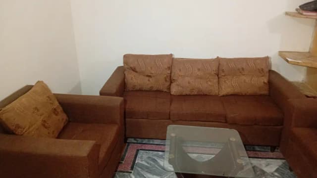 5 Seater Sofa Set With center table