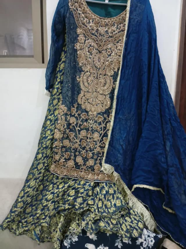 Beautiful Peacock Blue 3-pc Wedding Formal Dress Heavy Handwork
