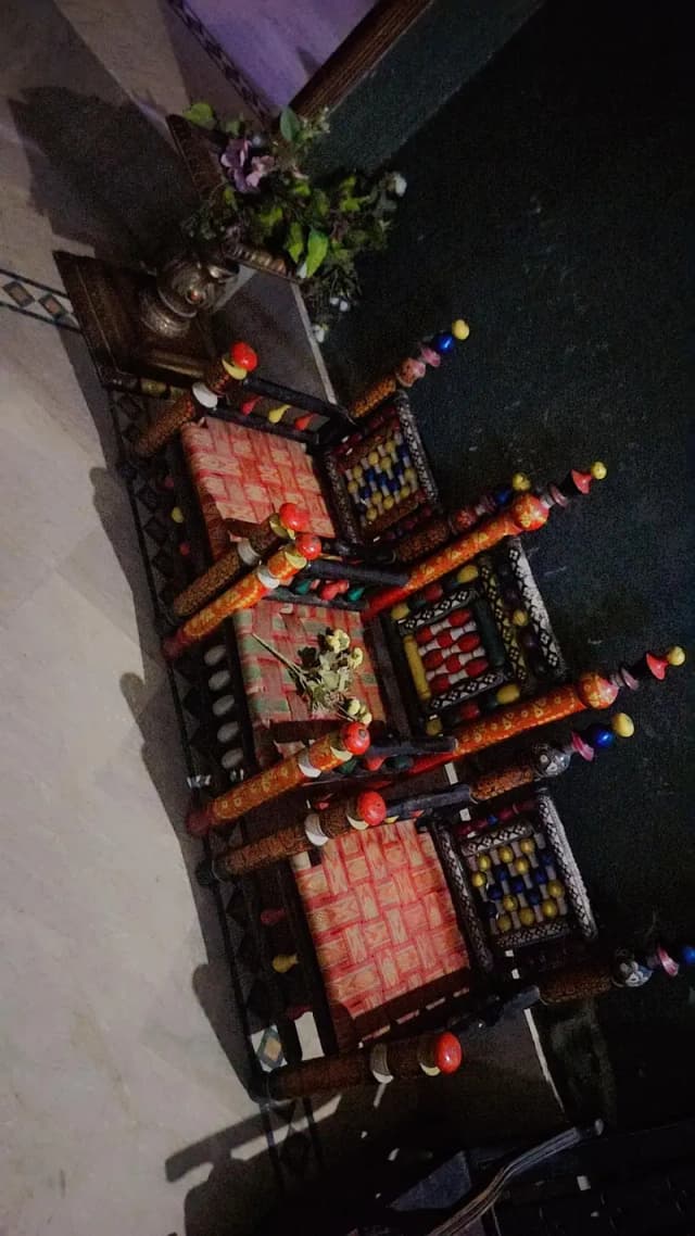 Traditional chairs for your kids