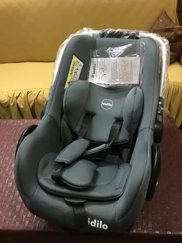 Baby Carry cot & car seat