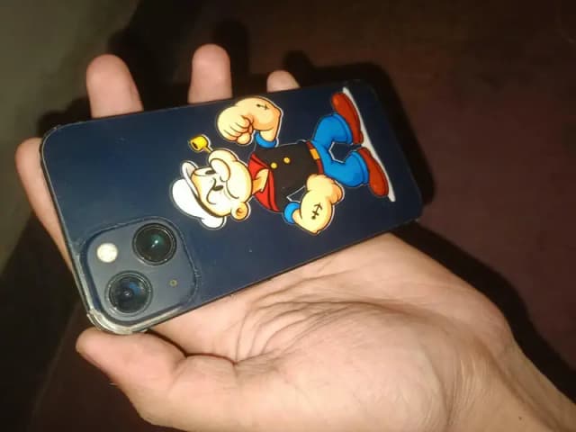 Apple iPhone 13 JV