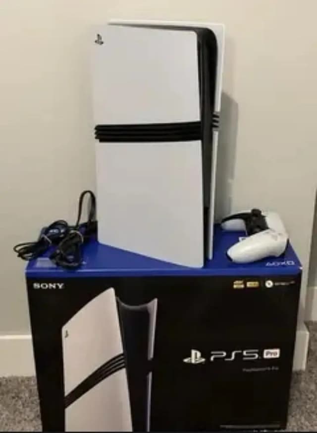 ps 5 pro with box two controllers ten by ten condition  03079455200