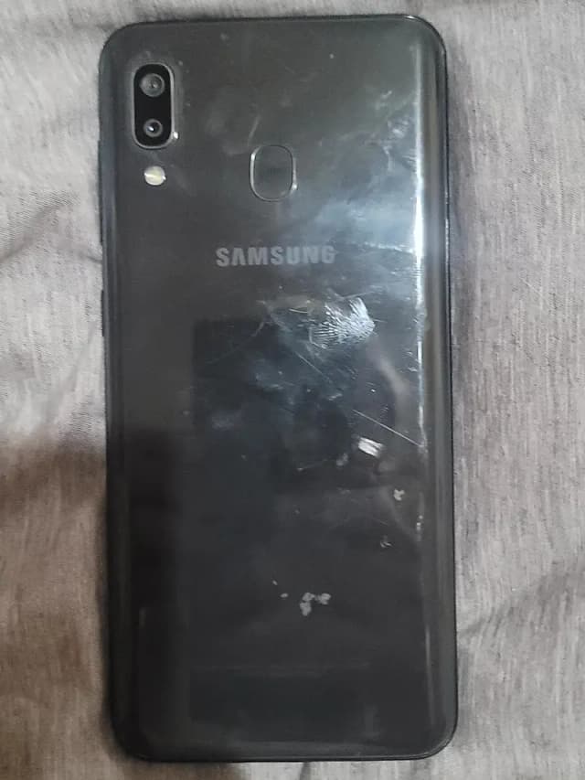 Samsung Mobile A20