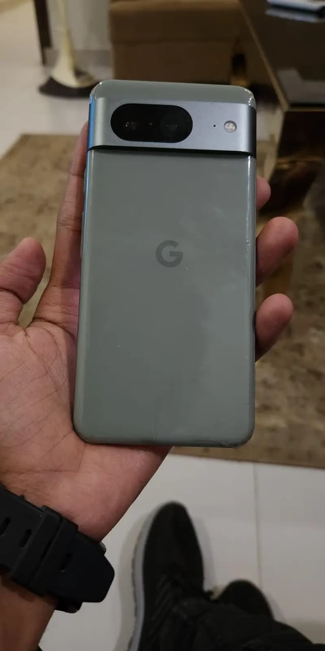 Google Pixel 8 official