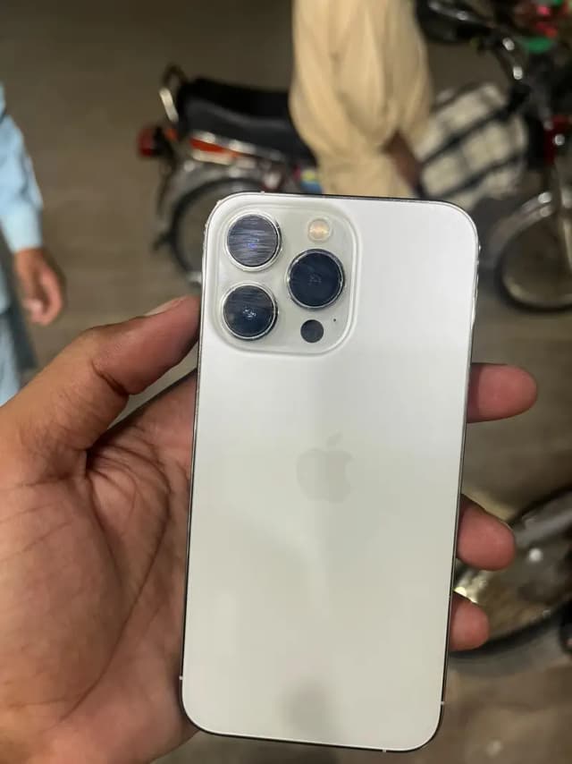 Apple iPhone 13 Pro