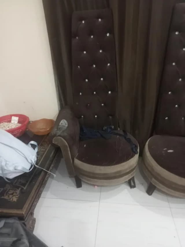 room chairs