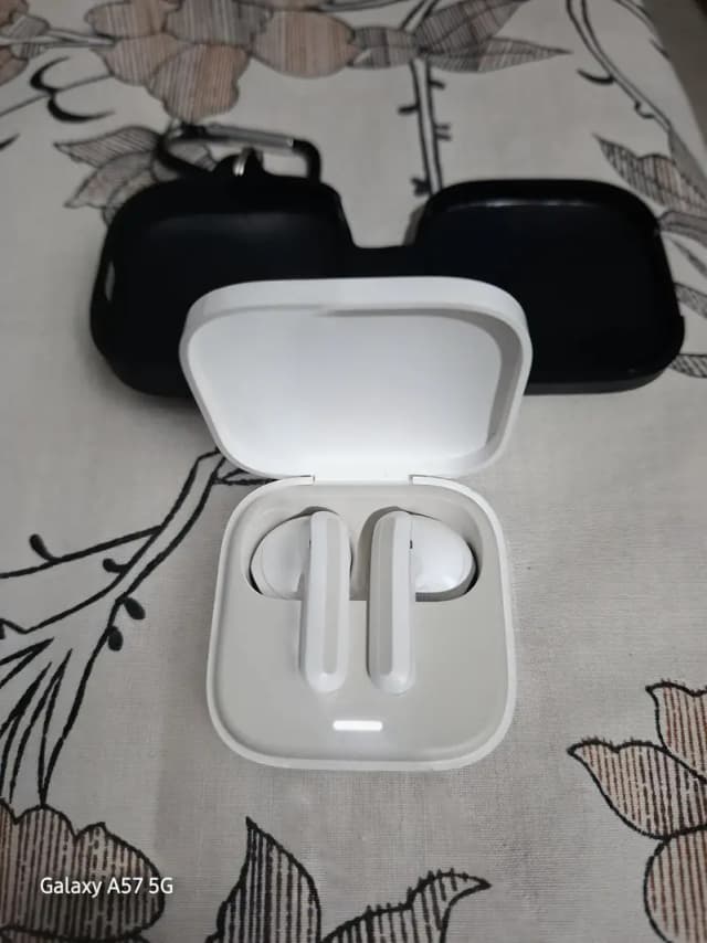 Original Redmi Buds 6 Active with Cover 10 by 10 condition