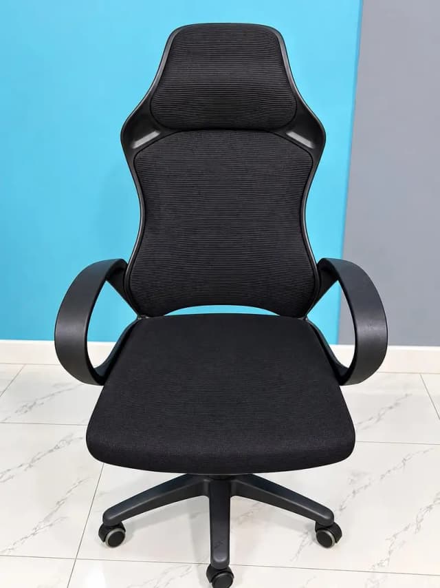 Executive chairs for sale like brand new